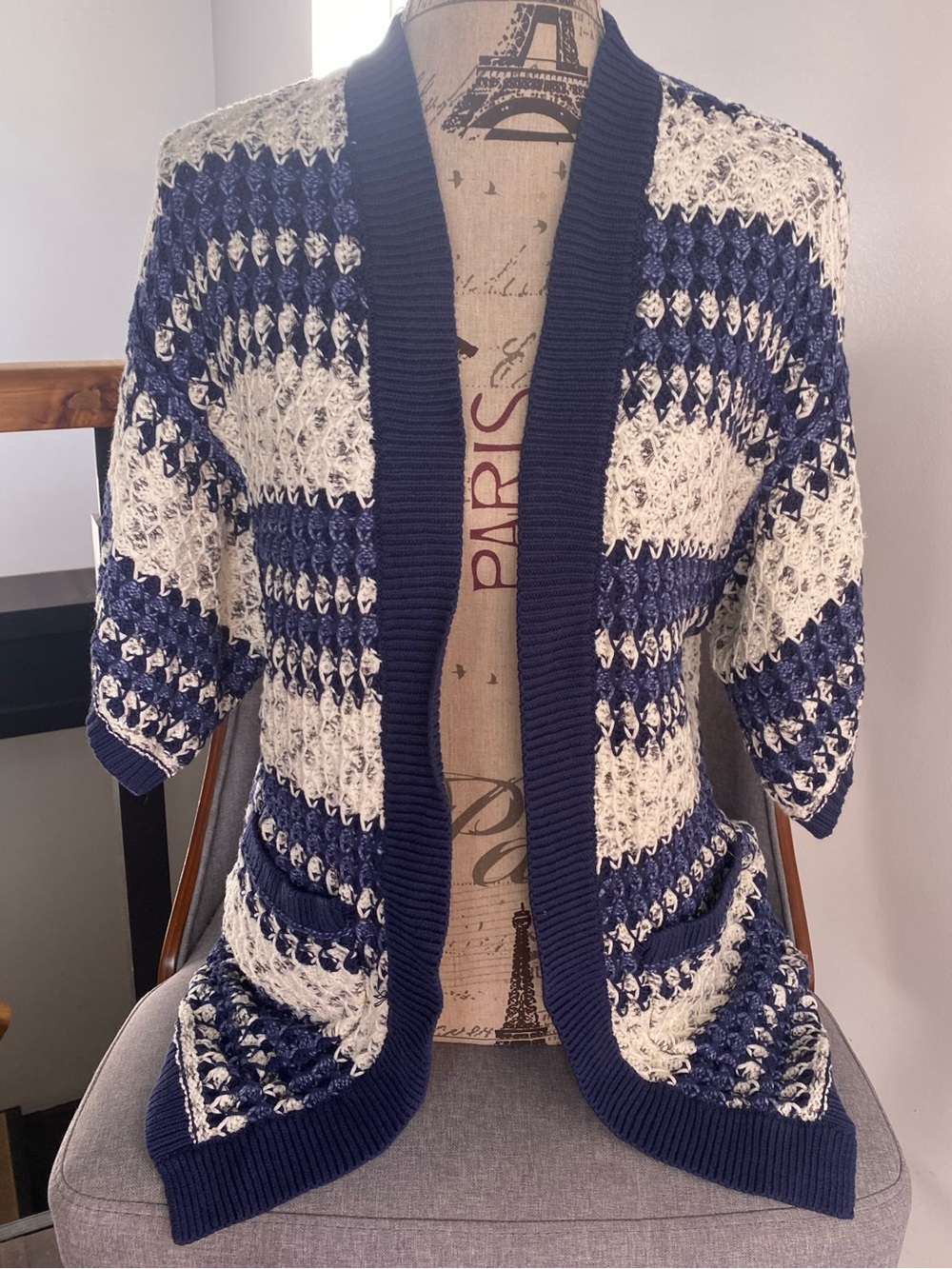 Abercrombie & Fitch Navy and Cream Open-Front Knit Cardigan